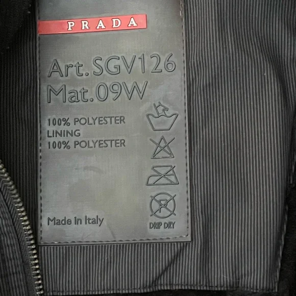 Prada mens Large Art.SGV126 Mat.09W coat